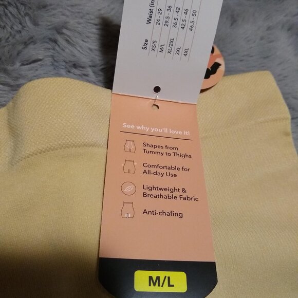 Shapermint all day every day high waisted shaper shorts NWT - Picture 4 of 9